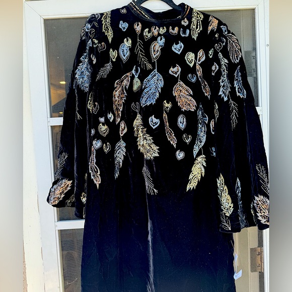 Monsoon Dresses & Skirts - Monsoon Fenix embellished feather dress black